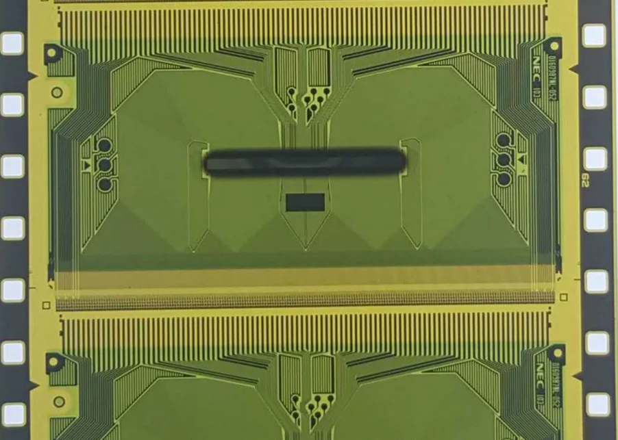 Новый модуль IC драйвера S6C2A72 52 TAB COF|module| |