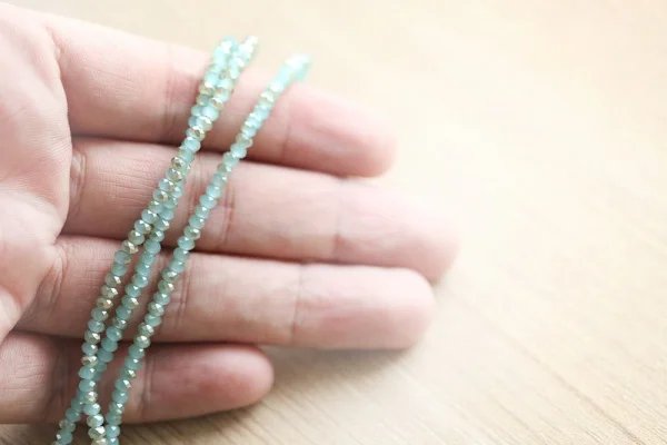 Гальванические стеклянные бусины 80 шт светло морской зеленый полупокрытый