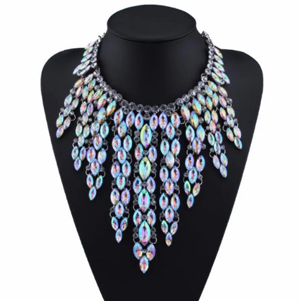 Женское длинное колье чокер DiLiCa с кристаллами и кисточками вечерние ювелирные