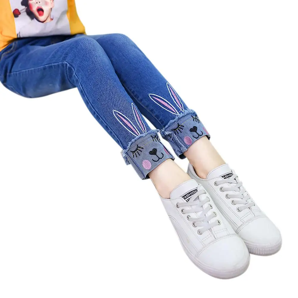 Kidlove Модные осенние джинсы для девочек длинные штаны джинсы с кроликом и вышивкой котенка