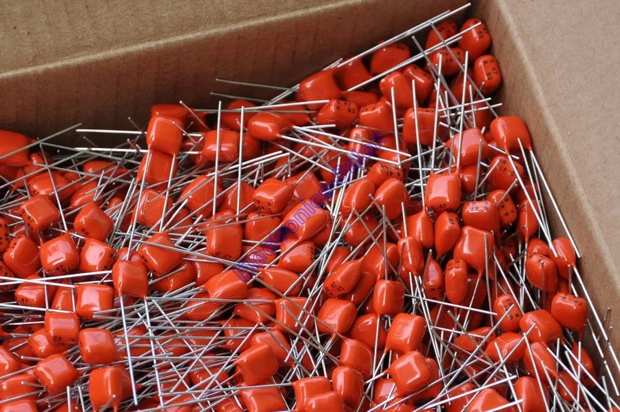 

( 200 pcs/lot ) 470nF 63V MKT Metallized Polyester Film Capacitor, 0.47uF