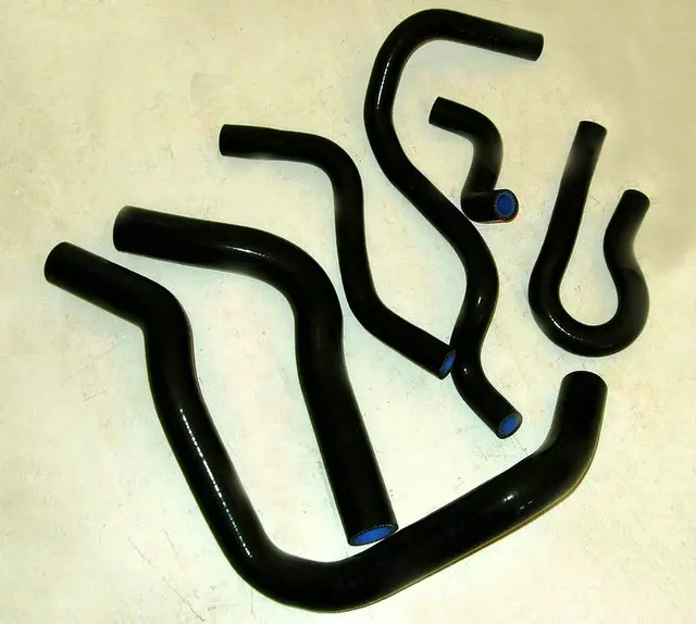 BLACK Hose Only Трехрядный алюминиевый радиатор для 1992-2000 HONDA CIVIC CRX DEL SOL B16A/B18C 1.6L EK4/EK9 EG6/EG9 EM1 MT 32 мм Труба вход/выход+ кожух вентилятора - Цвет: BLACK Hose Only