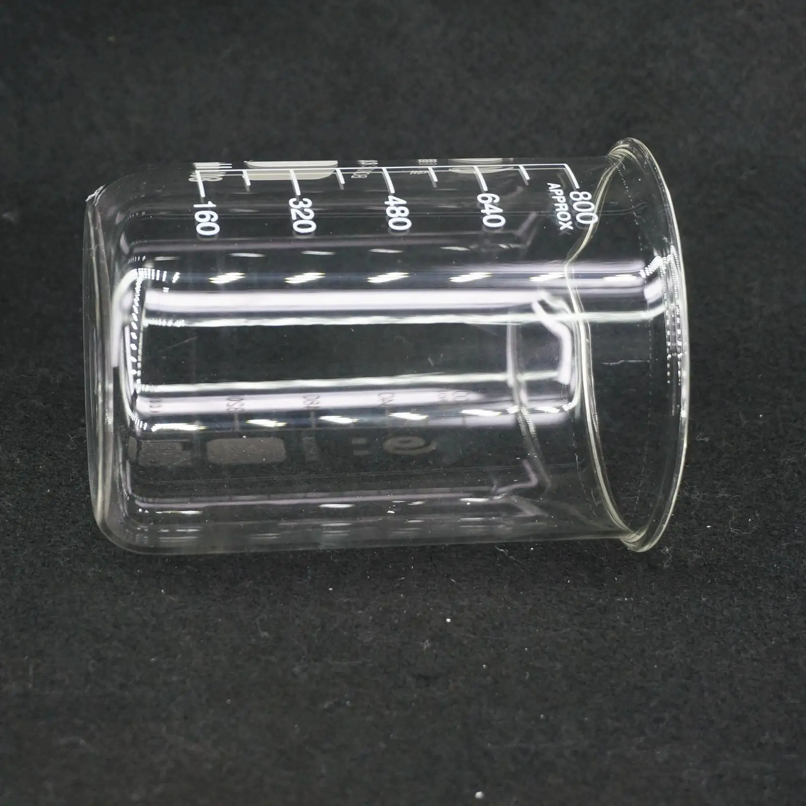 Низкоформенный стаканчик 800 мл из борсиликатного стекла для сухой лаборатории