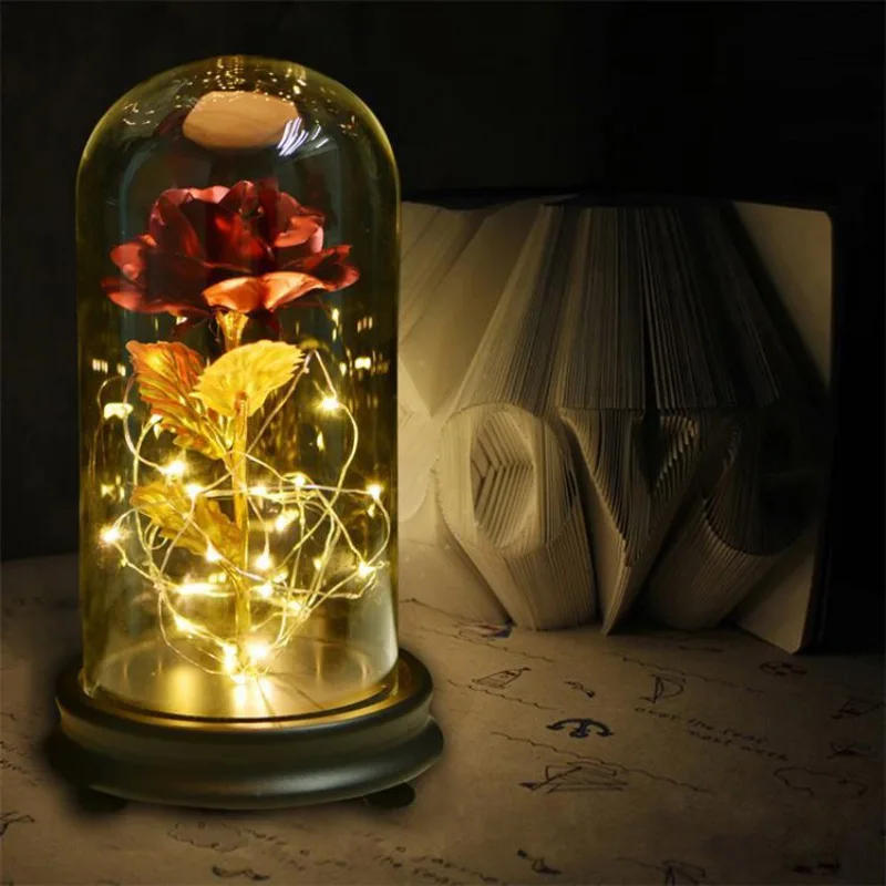 Красота и с рисунком из мультфильма Красавица Чудовище в виде красных роз Стекло