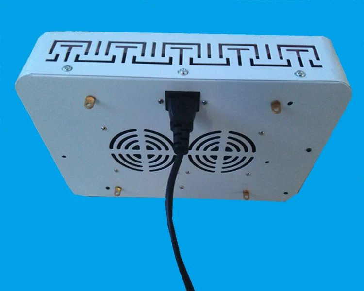 Светодиодный светильник полного спектра для выращивания растений 100 Вт R + B W O UV IR