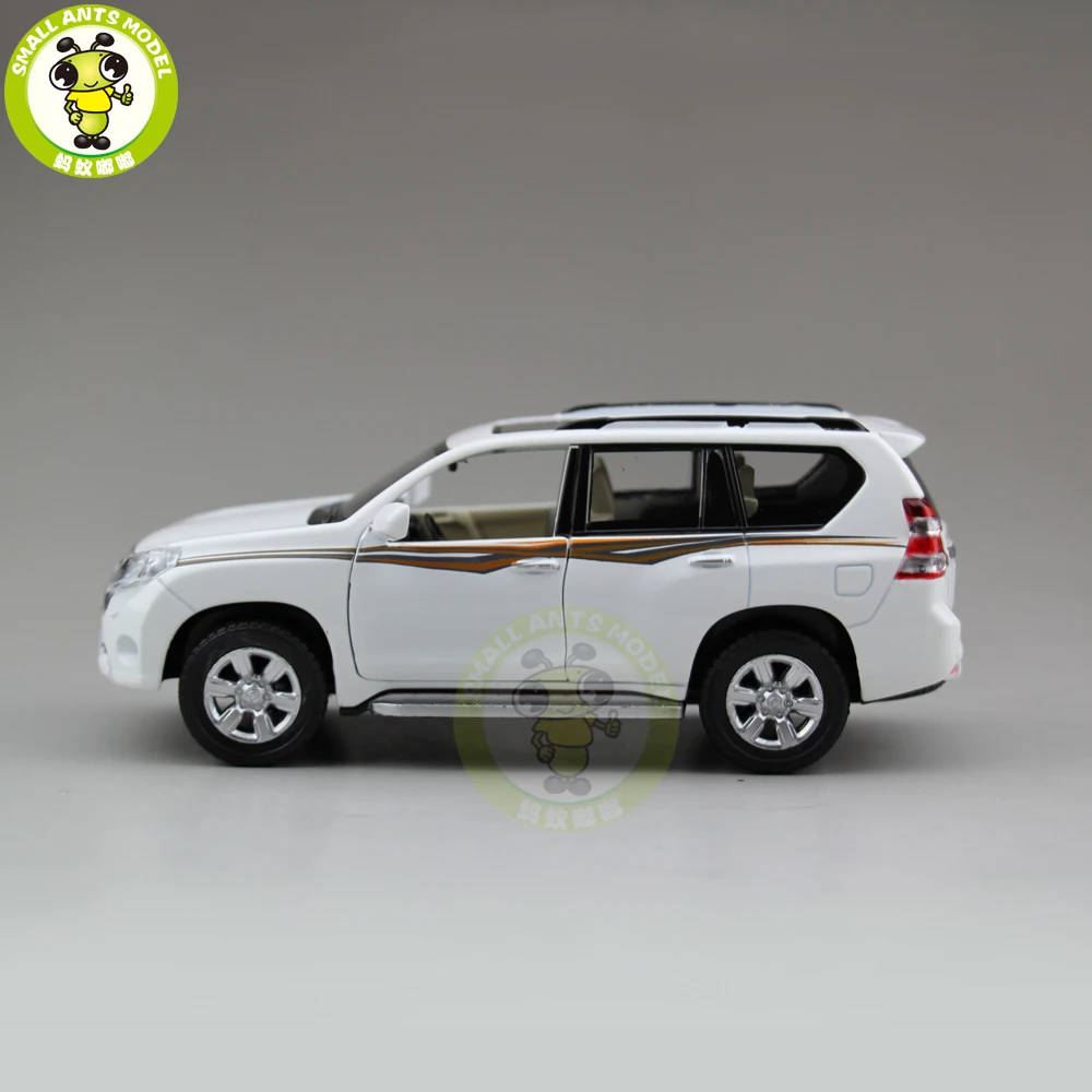 1/32 Land Cruiser Prado литая под давлением модель автомобиля SUV игрушки для детей Детское звуковое освещение Вытяните назад подарки коллекция хобби