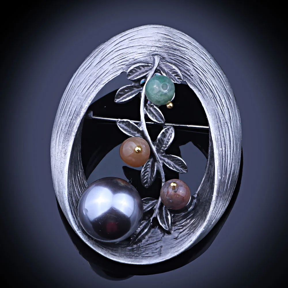 

Wholesale Antique Silver Plated Flower Brooches With Natural Stone simulated Pearl Pins Brooches Pendant For Women