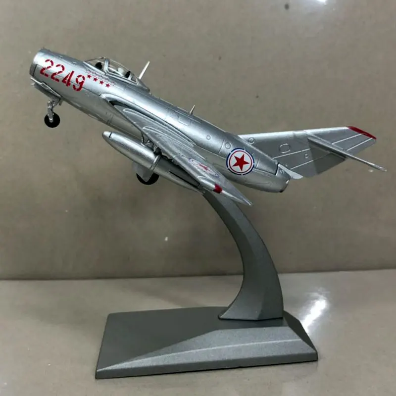 WLTK 1/72 масштаб военная модель игрушки Mikoyan MiG-15 истребитель литой металлический самолет модель игрушки для сбора, подарка, украшения