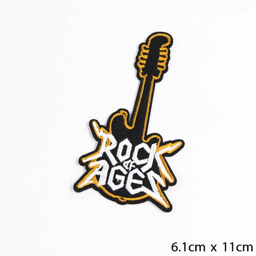 

Guitar Sax Fabric Embroidered Patch Cap Clothes Stickers Bag Sew Iron On Applique DIY Apparel Sewing Clothing Accessories BU170