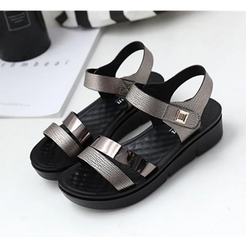 Сандалии с пряжками женские сандалии на танкетке 2019 женская летняя обувь кожаные
