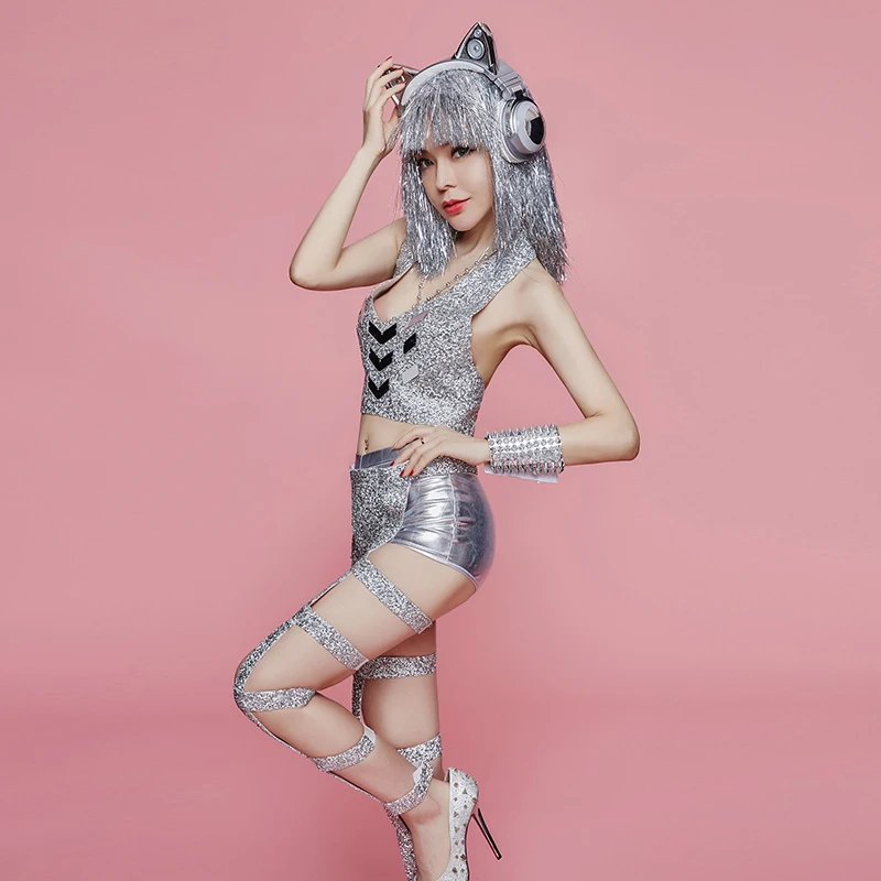 Блестящий серебристый полный жилет с зеркалом и камнями короткие брюки вырезами