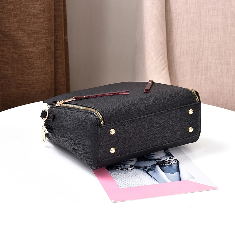 2018 женский фирменная сумочка женские Курьерские сумки Дамская на заклепках цепи