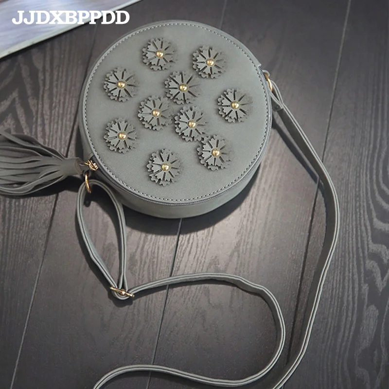 Женская сумка мессенджер JJDXBPPDD с круглым цветком и кисточками тканая через плечо