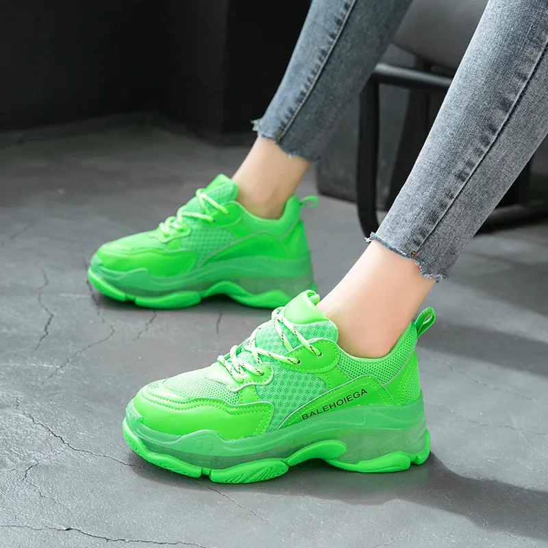 Женская обувь Кроссовки Flyknit женские супер легкие вулканизированные туфли для флуоресцентных женщин белые кроссовки модная женская повседневная обувь