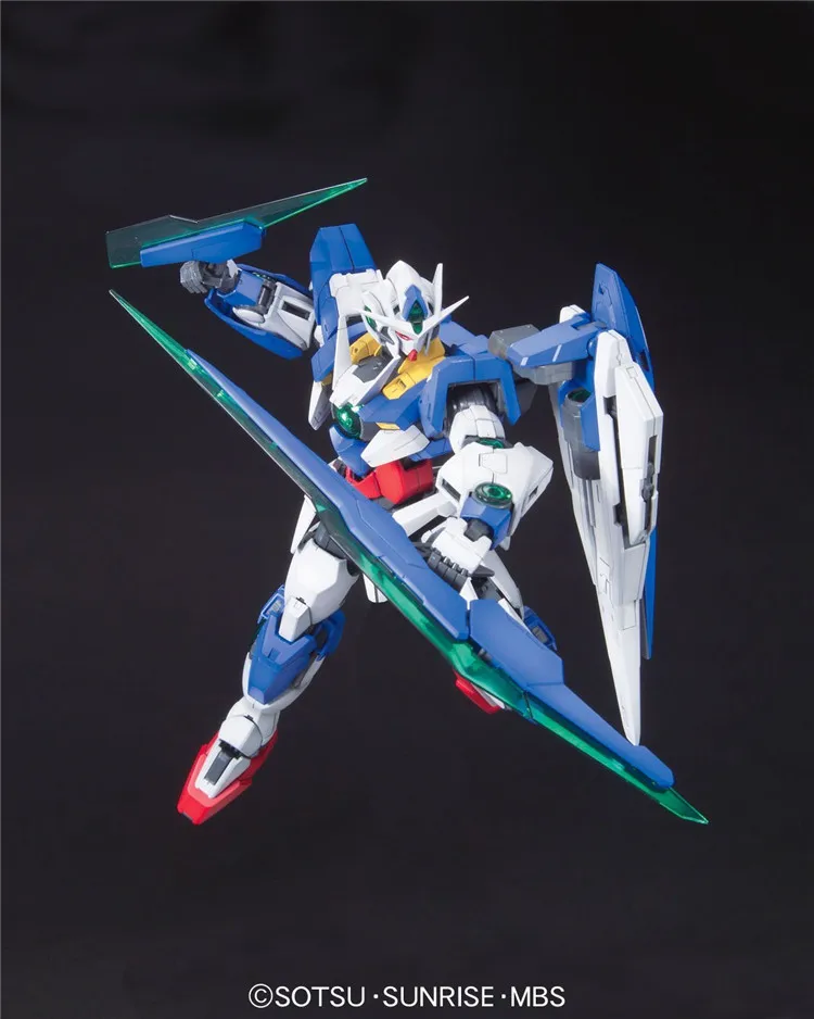 Bandai Gundam MG 1/100 00 Qan[T] Полный сабля мобильный костюм сборки модель Наборы фигурки