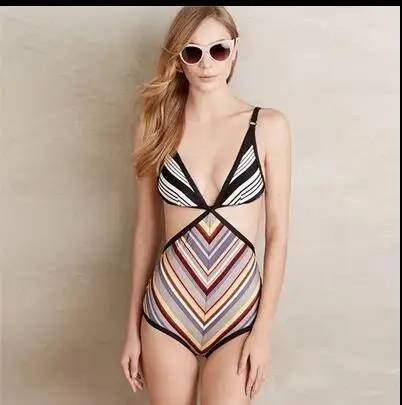 2018 новый спортивный цельный купальник женский соревновательный в полоску с