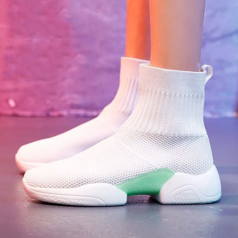 Обувь с высоким берцем носок кроссовки Для женщин Спортивная обувь для бега