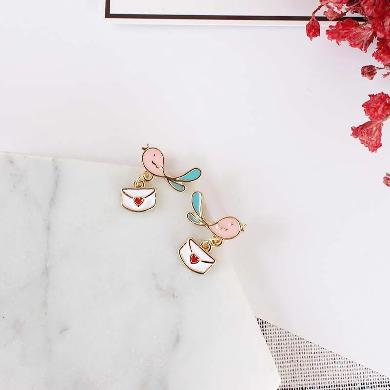 Free shipping women fashion new jewelry Lovely personality bird letters heart earrings Zinc alloy enamel accessories | Украшения и