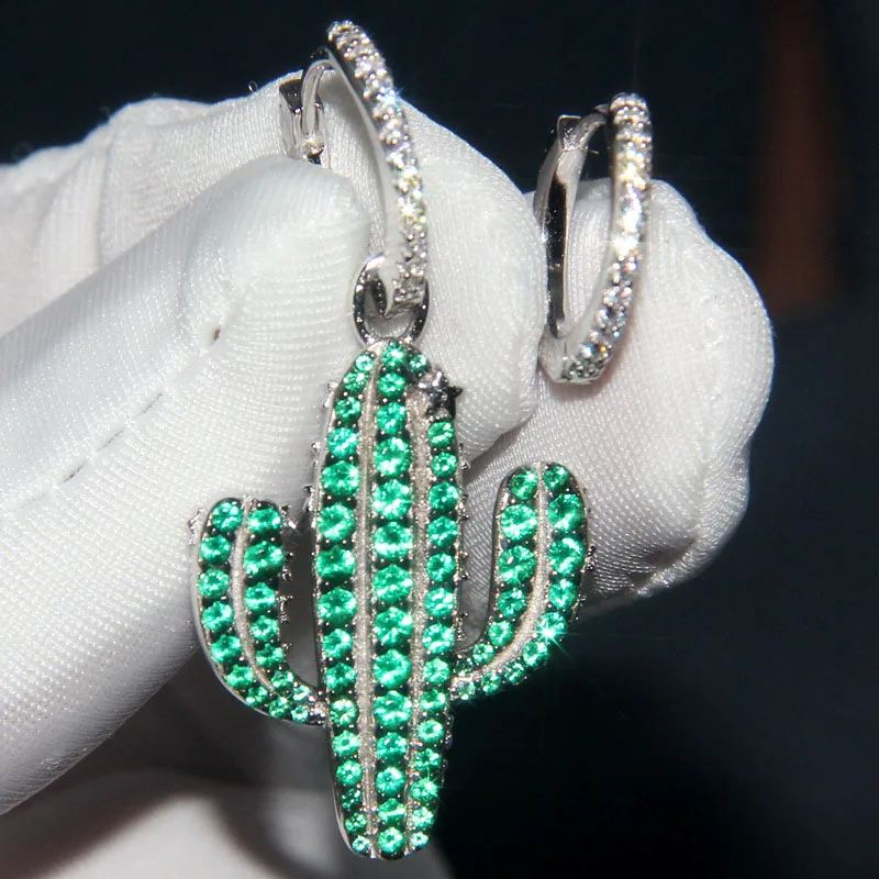 Серьги кактус женские Асимметричные из серебра 925 пробы с зеленым фианитом |