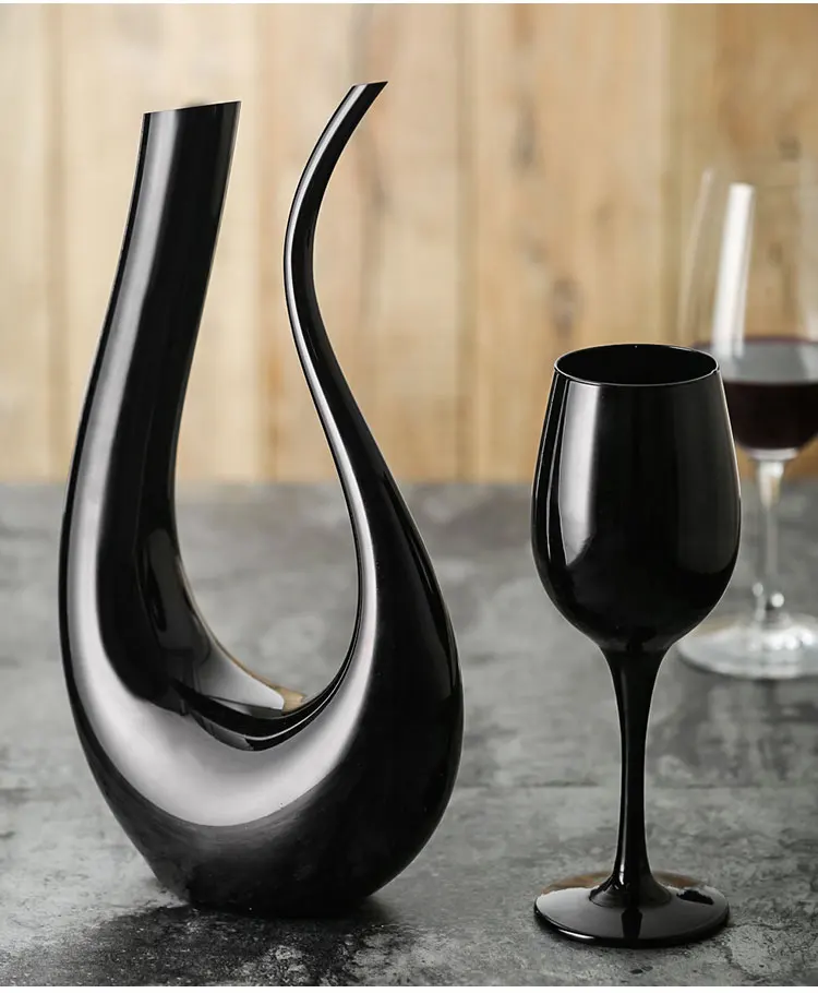 Black U Shaded Wine decanter Lead-free glass cup large wine goblet creative rack decoration | Дом и сад