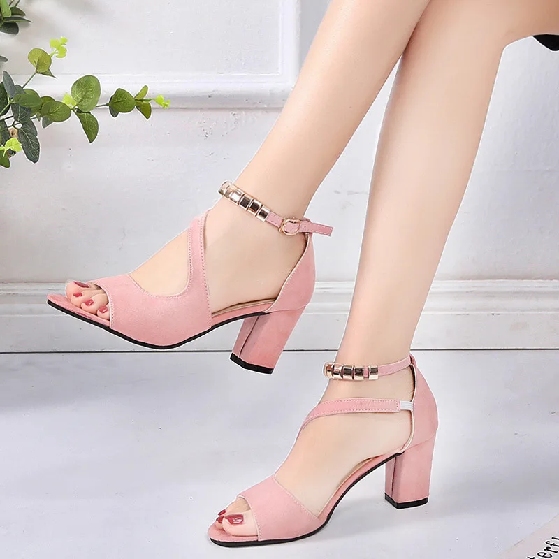Женские летние сандалии с пряжкой новинка 2019 года женские на толстом каблуке