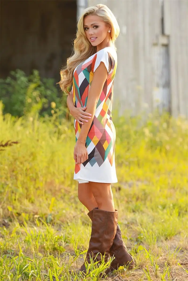 Новинка 2018 пикантные женские платья в цветную полоску летнее повседневное
