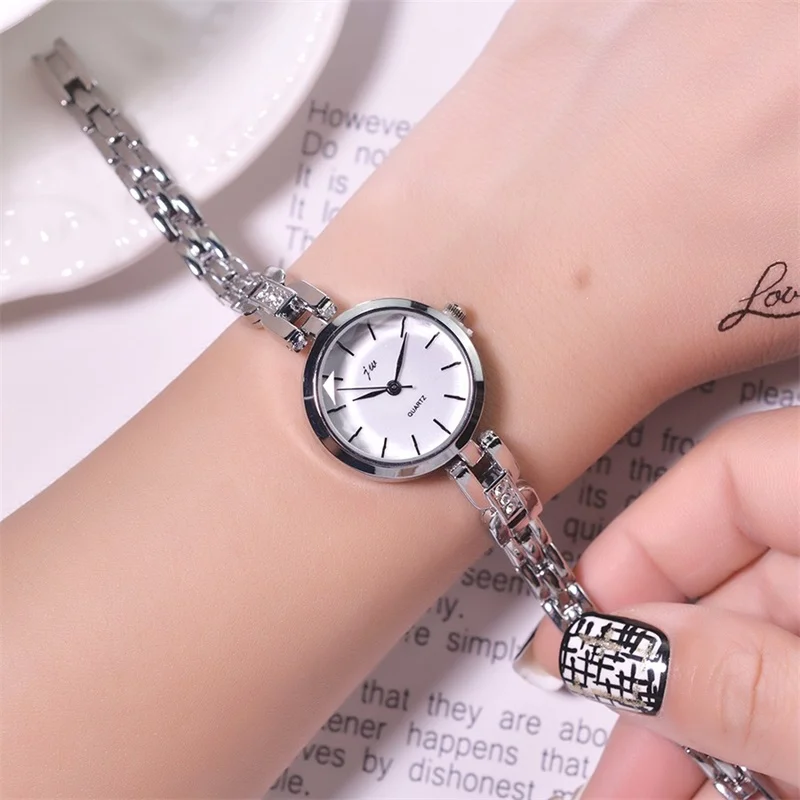 Silver White Золотые женские часы с браслетом Роскошная Мода из нержавеющей стали женские кварцевые наручные часы простые маленькие женские часы подарки - Цвет: Silver White