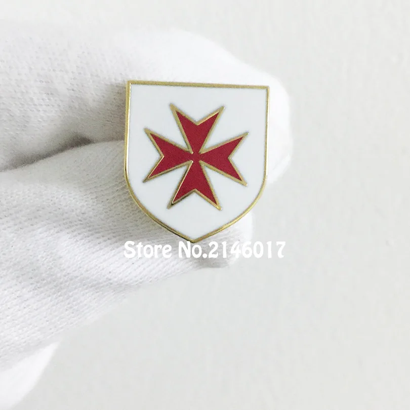 Значок брошь в виде рыцаря из м/ф воин 18 мм|shield knight|shield badgeshield brooch |