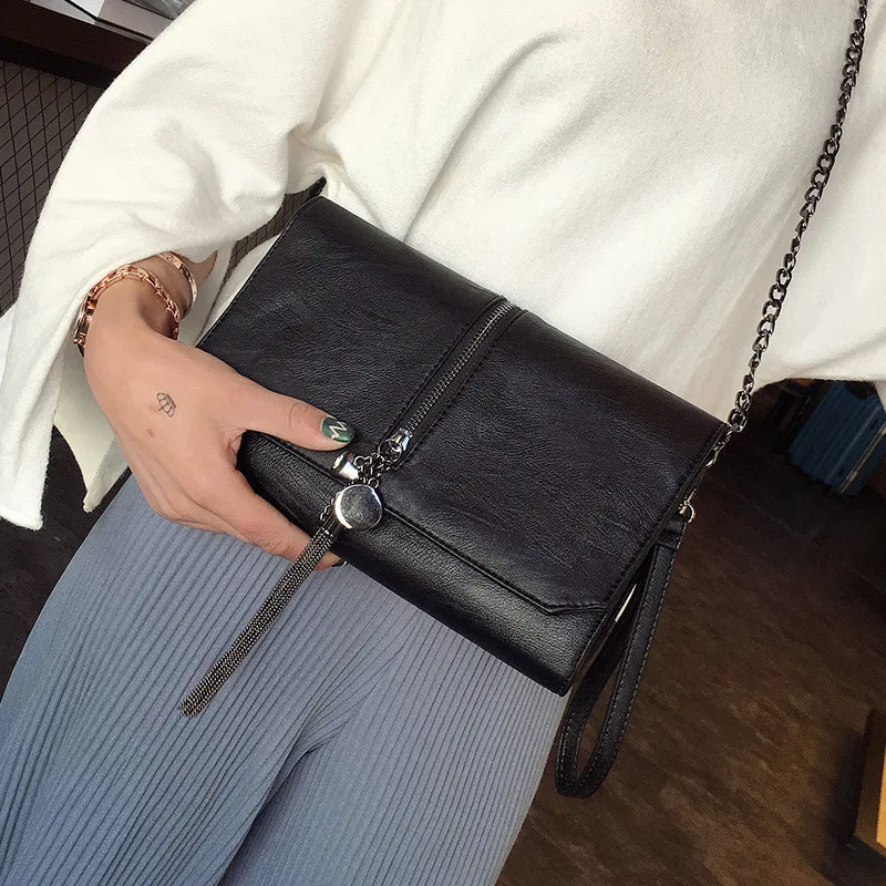 DIQQID Для женщин Курьерские сумки кожа сумка конверт женский Crossbody сумки для Для женщин цепи кисточкой сумка Сумки bolsa