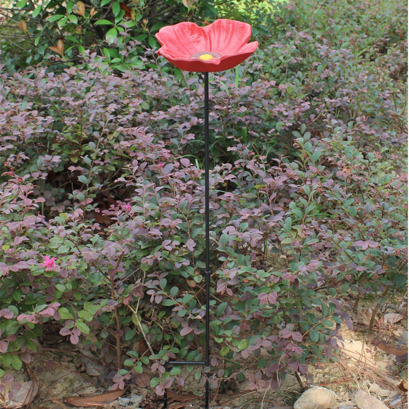 

European Vintage Hand Paint Red Sakura Oriental Cherry Flower Design Cast Iron Bird Feeder Plate with Long Plug Metal Bird Bath