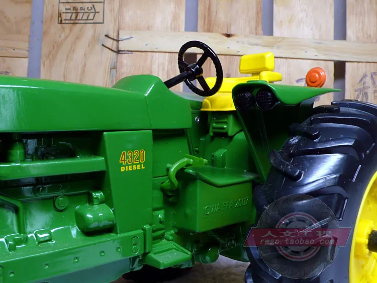 KNL HOBBY J Deere 4320 фермерский Трактор модель автомобиля из сплава подарок коллекция Act