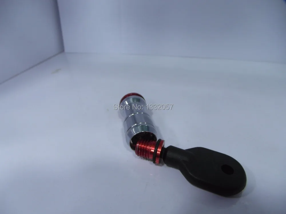 Danf гонки - 44 мм RASY волк дорожно-спортивные колеса блокируются гайки M12xP1.5 черный |