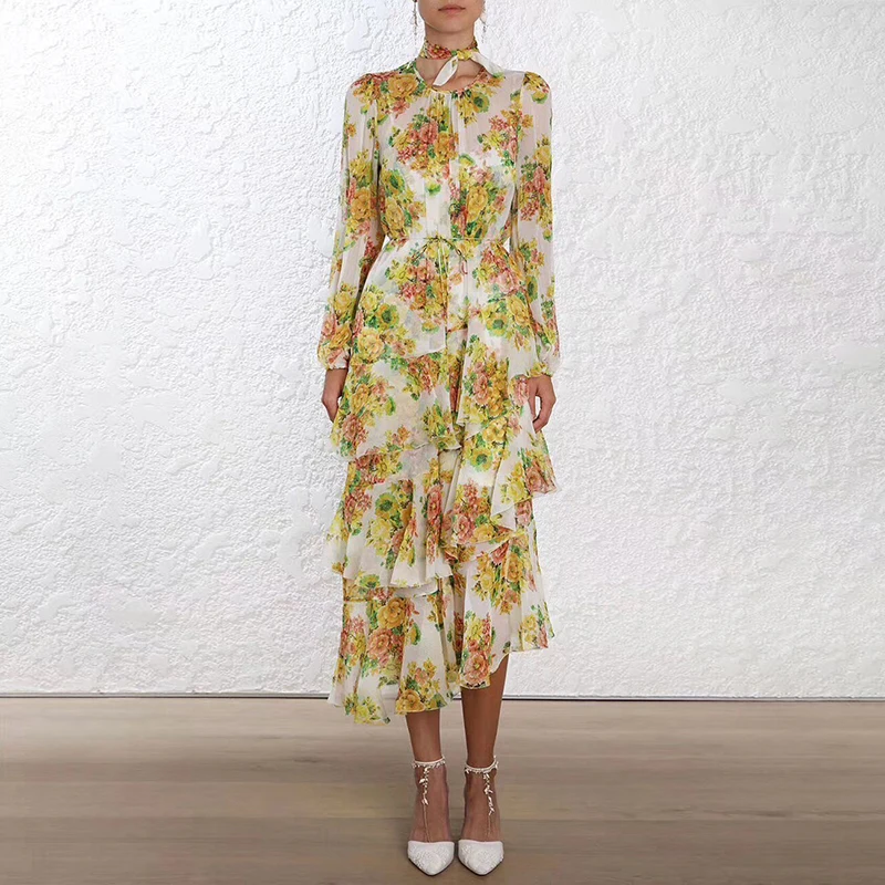 Желтое шелковое платье с круглым вырезом и галстуком подтяжками новый стиль