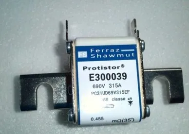 Предохранители: PC31UD69V160EF 6 9 URD 31 EF 0160 B301922/PC31UD69V200EF C300037/PC31UD69V250EF D300038/pc31ud69vef 315e300039 |