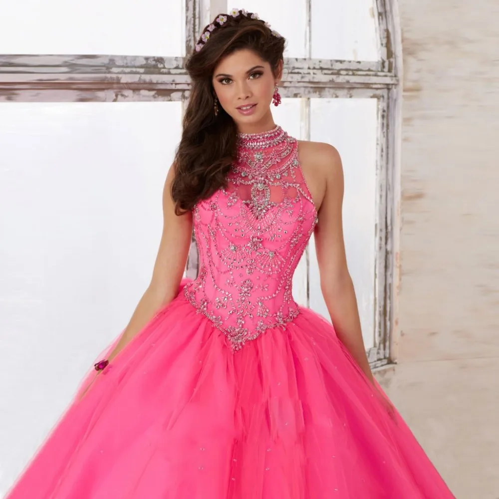 Пышные бальные платья Quinceanera фатиновые с высокой горловиной и кружевной