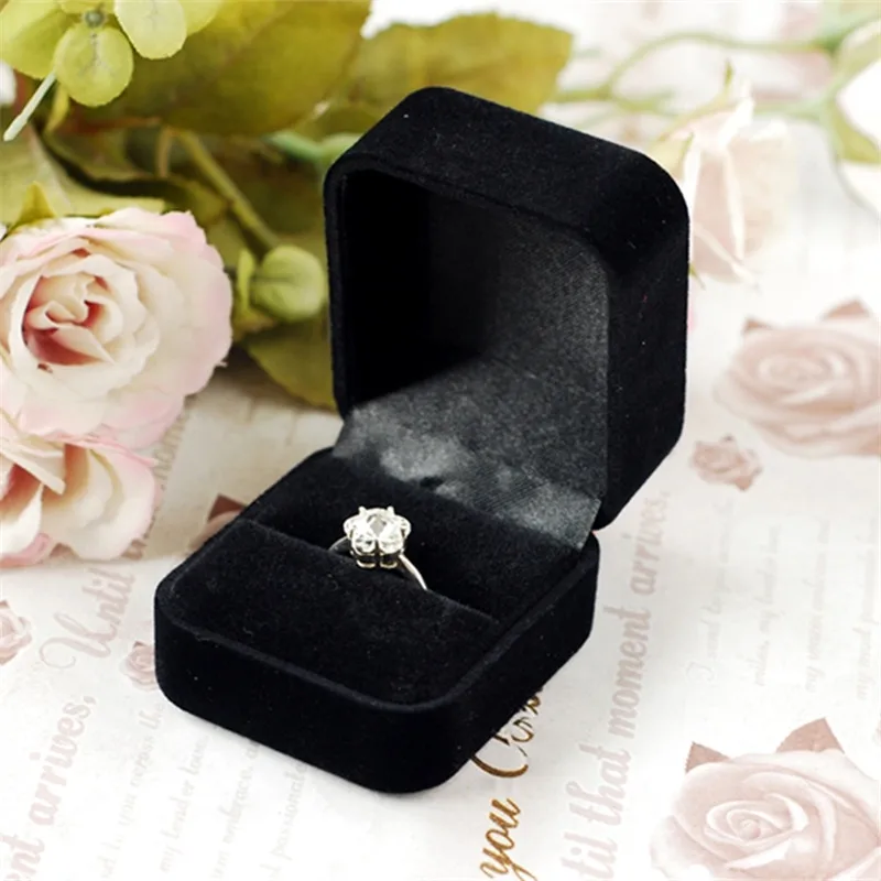 

Hot Sale Fashion 1pc 5.8*5*4cm Luxury Black Ring Packaging Earring Storage Cases High Quality Wedding Gift Box For Ring