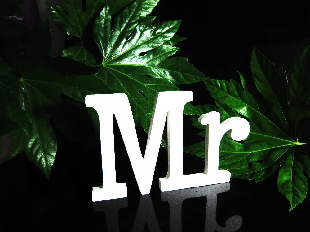 Резьба по дереву искусственное дерево деревянные белые буквы соединенные с MR & MRS