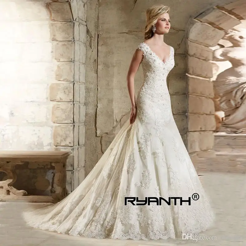 Женское свадебное платье It's yiiya белое кружевное с V-образным вырезом на заказ