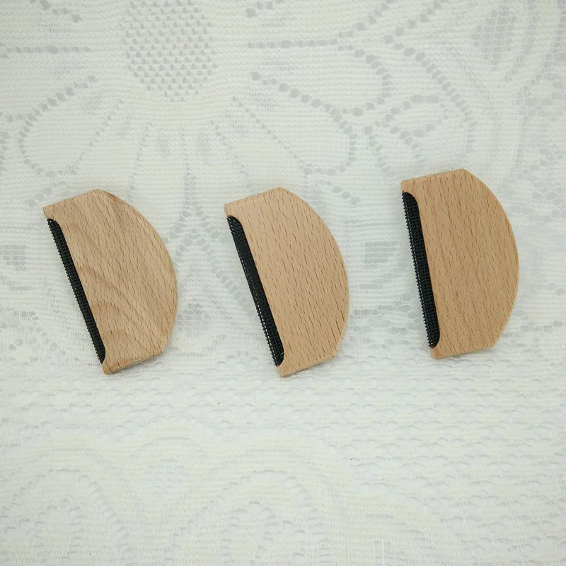 

Wooden Manual Clothes Lint Removers Fuzz Pills Shaver Sweaters Curtains Carpets Clothing Lint Pellets Remover 100pcs/lot