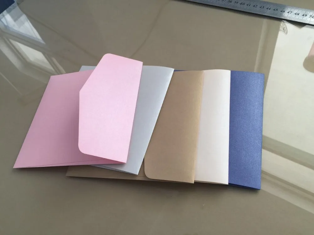 50 шт./лот 120gsm мерцающие красочные конверты свадебные RSVPcard для