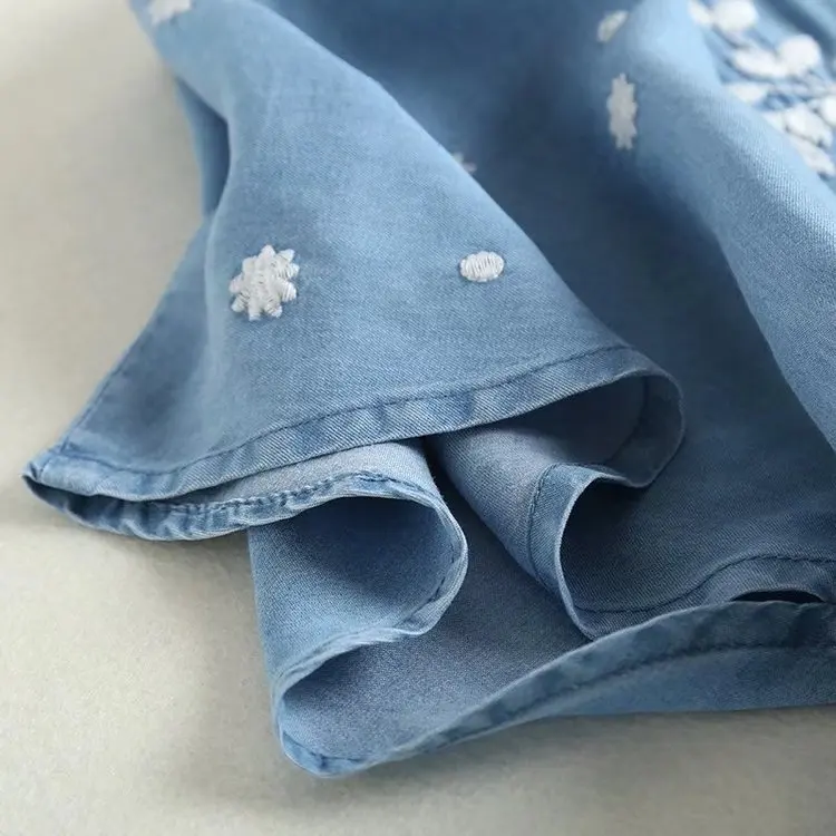 Женские джинсовые платья из тенсела с вышивкой V образным вырезом и короткими