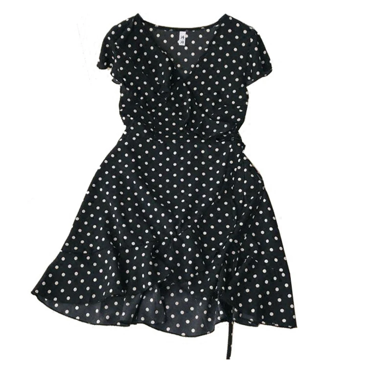 Женское шифоновое платье в горошек со шнуровкой и v-образным вырезом на лето |