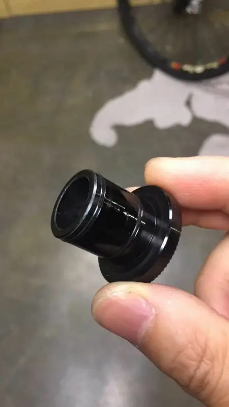 Колпачки крутящего момента NOVATEC hub для вилок SRAM RockShox 15x10 0/15x110 мм Boost