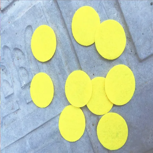 yellow 200 штук 25 мм шерстяной фетр поделки для детей фетровые листья гирлянда из роз головные уборы аппликации Скрапбукинг игрушки Швейные аксессуары - Цвет: yellow
