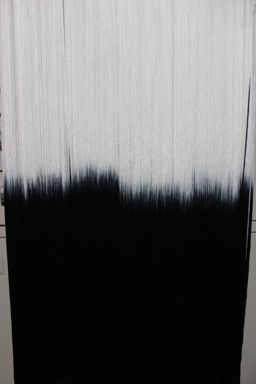 YACKALASI, 2 ярдов/партия, длинная бахрома с кисточками, 60 см, длинная, Dip Dye, отделка, искусственный шелк, молочно-белый и черный цвет, 60 см