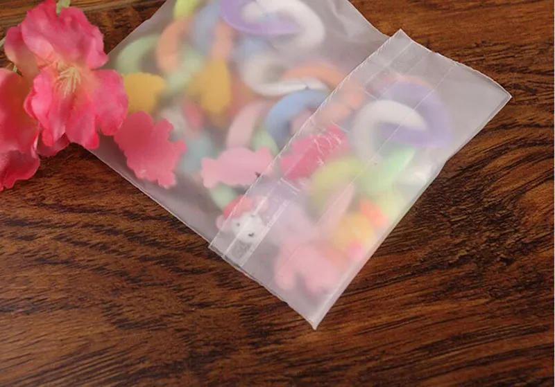 

35x45cm,Big Frosted Self-adhesive Clothes Plastic Packing Bag, Resealable OPP Packaging Pouch , 100 Pack