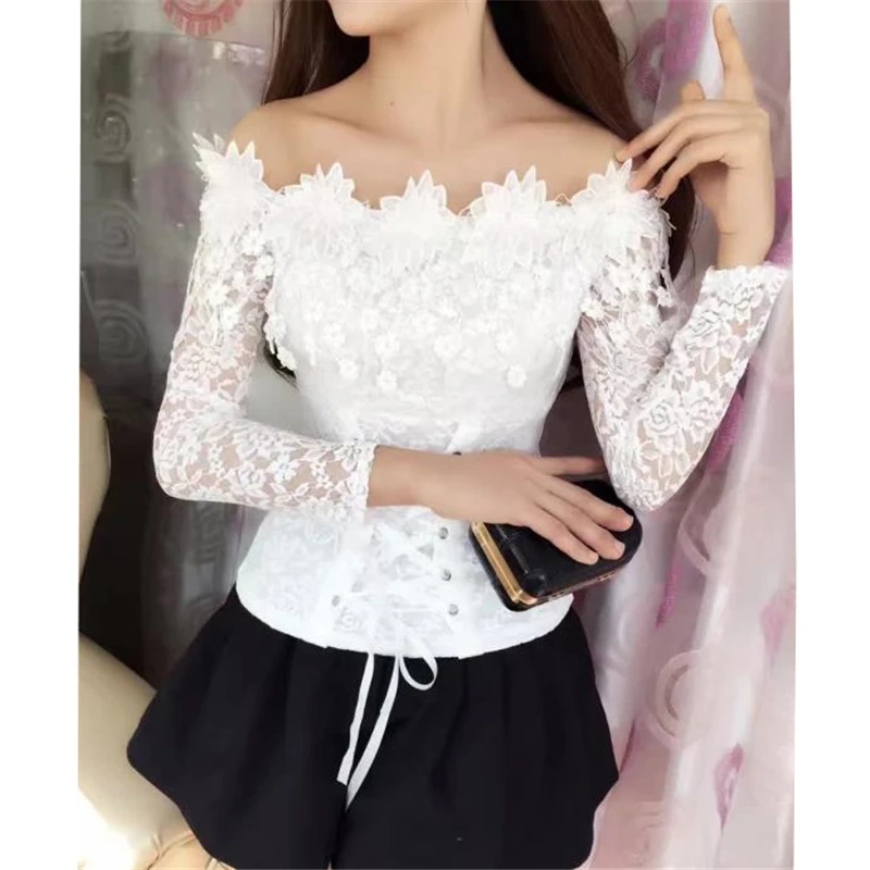 Женская кружевная блузка с цветочным принтом облегающая открытыми плечами и