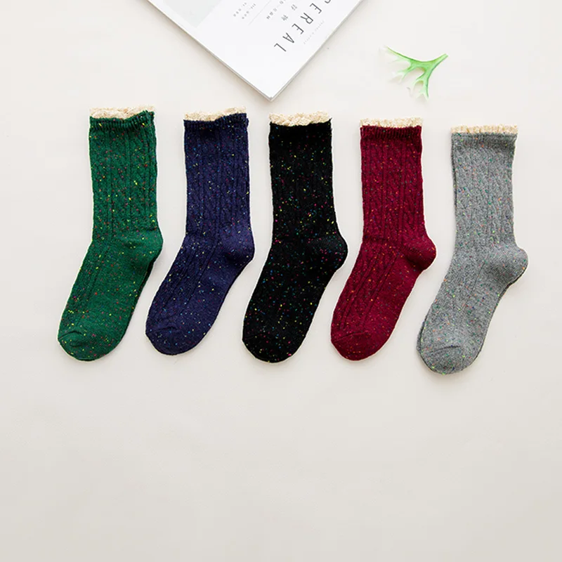 New Winter Fashion Women Korean Lace Sequin Socks Hip Hop Sokken Chaussettes Black Red Casual Cotton Crew Female | Женская одежда