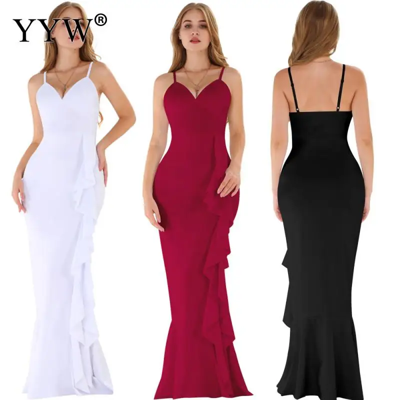 Женское вечернее платье без рукавов с оборками однотонное облегающее длинное v