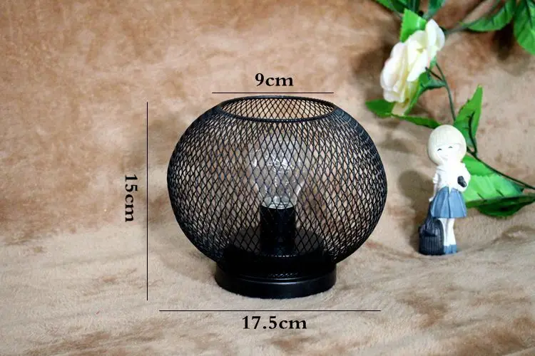 

LED Geometric Table Lamp Metal Figurines Home Office Decor Desk Decorative Lamp Multiple Iron Wire Made Battery Powered